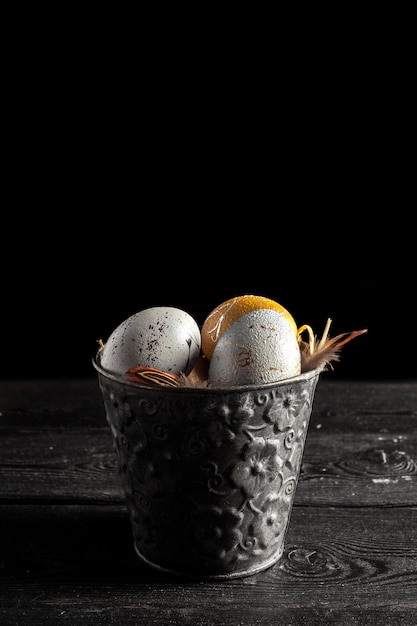 Joyeuses Pâques! Oeufs de Pâques sur bois