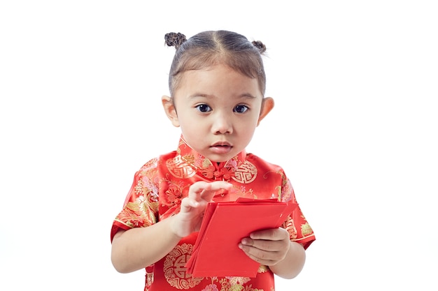 Joyeux Nouvel An Chinois. Sourire Asiat Tenue Enveloppe Rouge