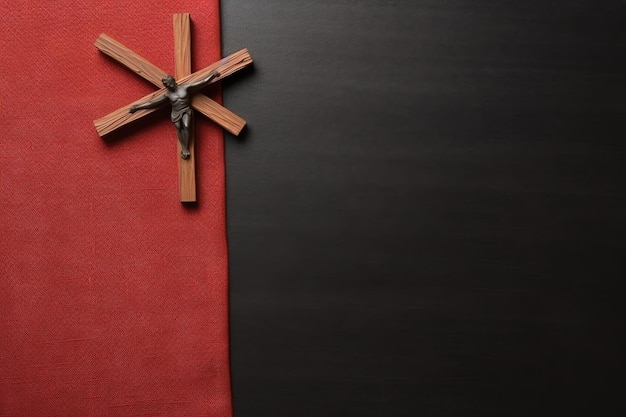 Joyeux vendredi saint concept de célébration avec couronne d'épines bible croix chrétienne et espace de copie