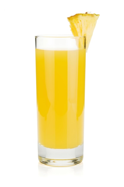 Photo jus d'ananas dans un verre