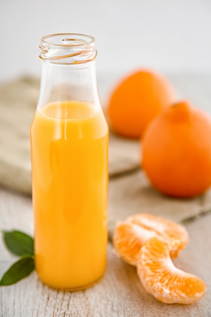 Jus d'orange et mandarines.