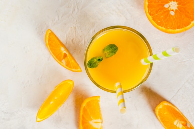 Jus d'orange à la menthe