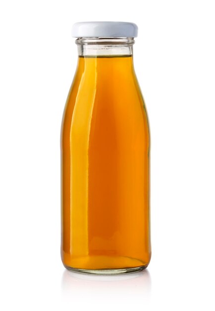 jus de pomme isolé