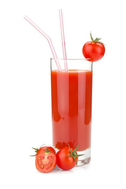 Jus de tomate dans un verre