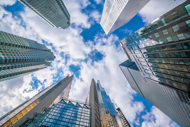 Jusqu'à la photo du quartier financier du centre-ville avec des gratte-ciel de Toronto au Canada.