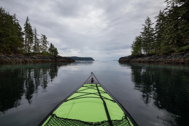 Kayak près de Port Hardy