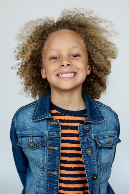 Photo kid enfance gens race émotif studio shoot