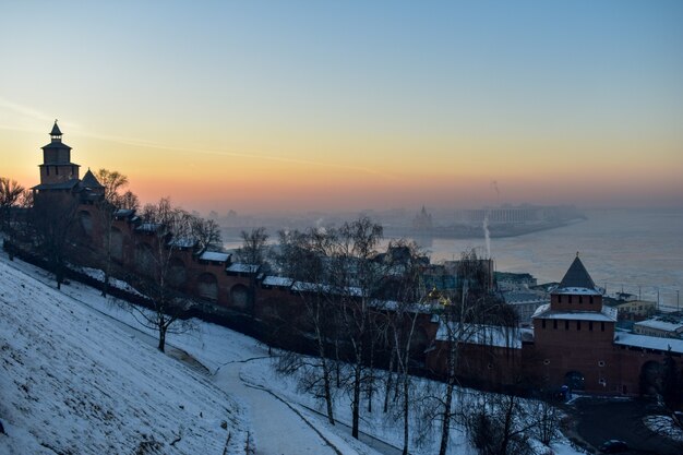 Le Kremlin au coucher du soleil. Nijni Novgorod