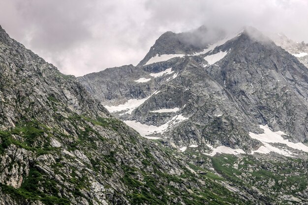 Kumrat Valley Beau paysage avec vue sur les montagnes