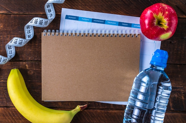 Élaborer et planifier un programme d'entraînement sportif et de régime. Motivation. Concept sport et régime. Sports et mode de vie sain.