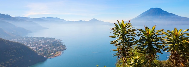 Photo le lac atitlan