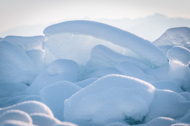 Lac Baïkal en hiver en Sibérie