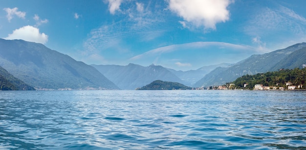 Lac de Côme Italie vue du navire