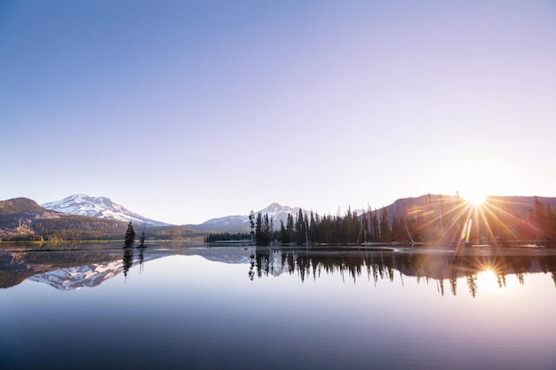 Lac dans l'Oregon