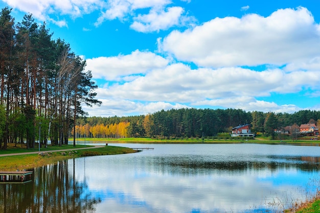 Lac Druskonis et la nature à Druskininkai, Lituanie