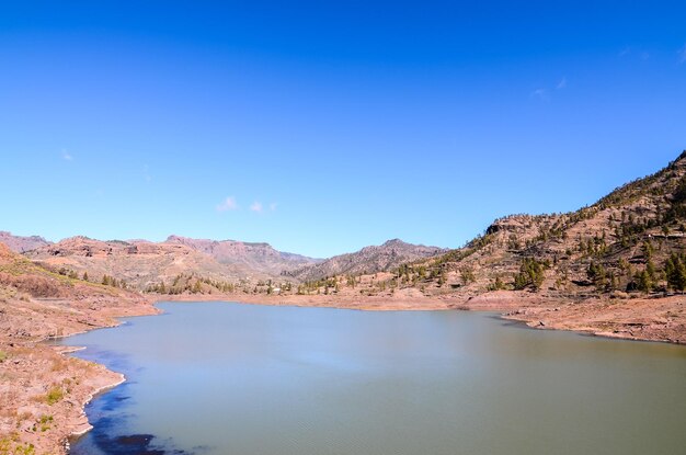 Lac d'eau sombre à Gran Canaria Îles Canaries Espagne