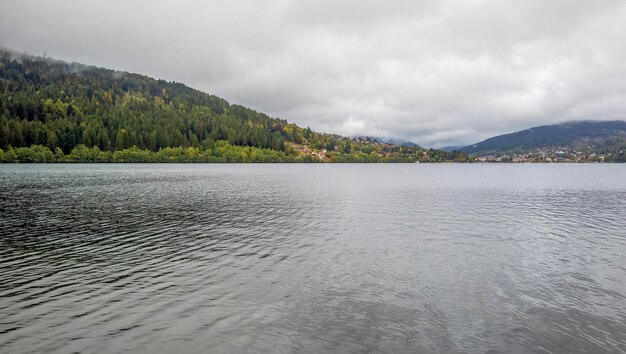 Le lac de Gerardmer en France