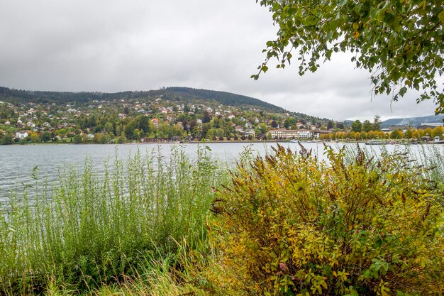 Le lac de Gerardmer en France