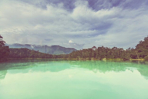 Lac en Indonésie