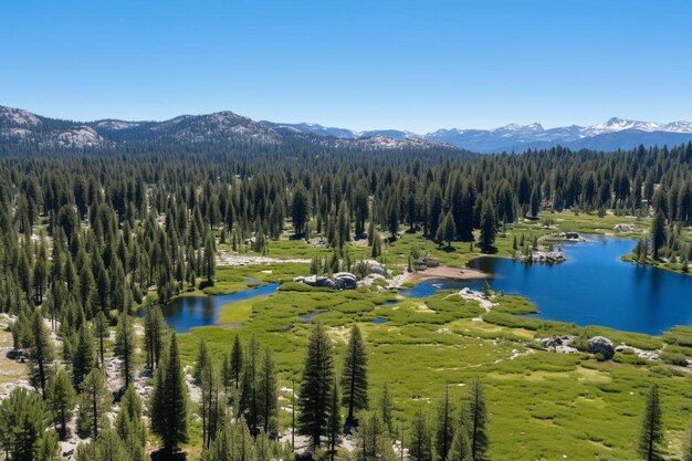 Photo un lac avec un lac et des montagnes en arrière-plan