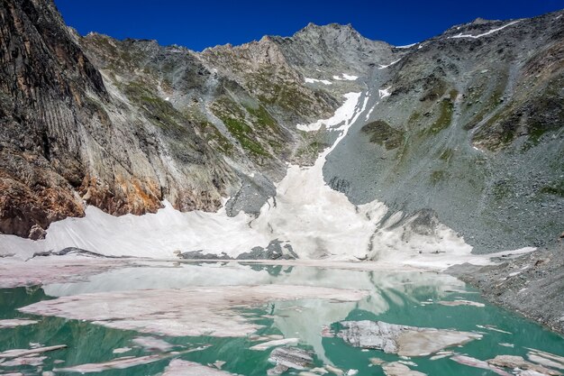 Le lac de patinoire, Lac de la Patinoire dans le Parc National de la Vanoise, Savoie, Alpes françaises