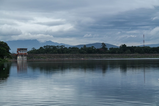 sur le lac