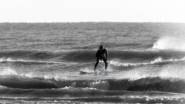 Photo la lady surfer à l'isle of palms
