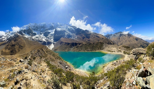 Lagon et neige Humantay Cusco Pérou