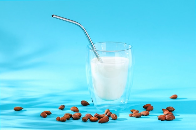 Lait d'amande aux amandes alternative lait pour végétariens