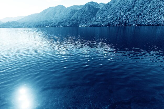 Lake Crescent au parc national Olympic, Washington, États-Unis