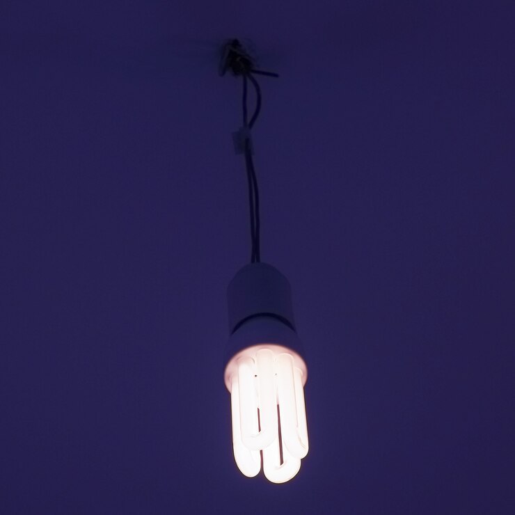 Photo lampe à ampoule fluorescente
