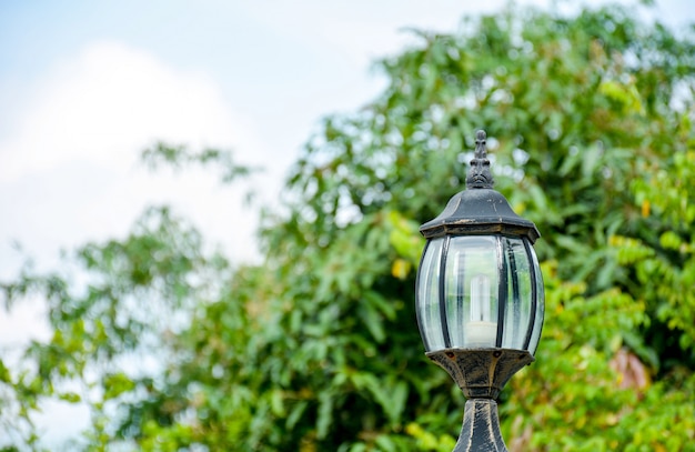 Lampe antique dans la ville