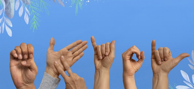Photo langue des signes avec les mains en studio