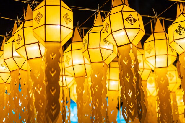 Les Lanternes Lanna Sont Des Lanternes Thaïlandaises Du Nord De Loi Krathong Ou Du Festival Yi Peng