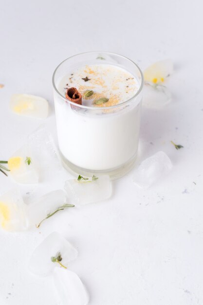 Lassi est une boisson traditionnelle indienne