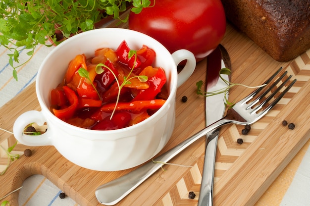 Lecho qui est un ragoût de légumes épais hongrois