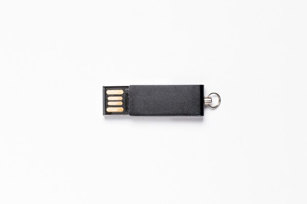 Lecteur flash USB sur un blanc