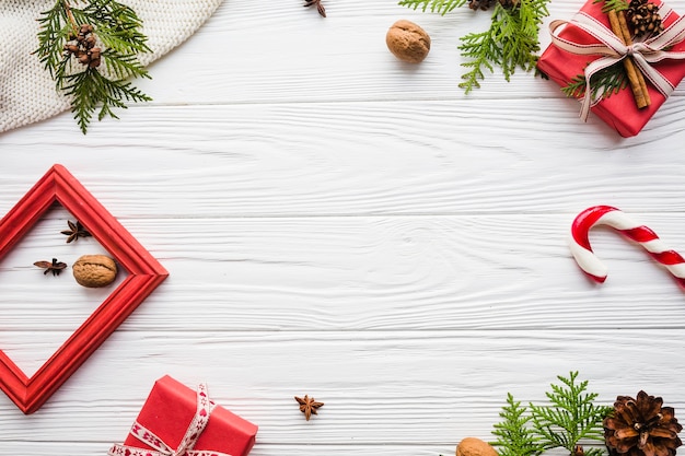 Élégant fond de Noël avec un espace au milieu