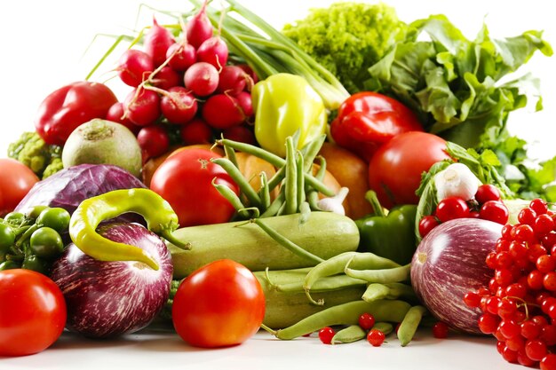 Légumes biologiques frais se bouchent