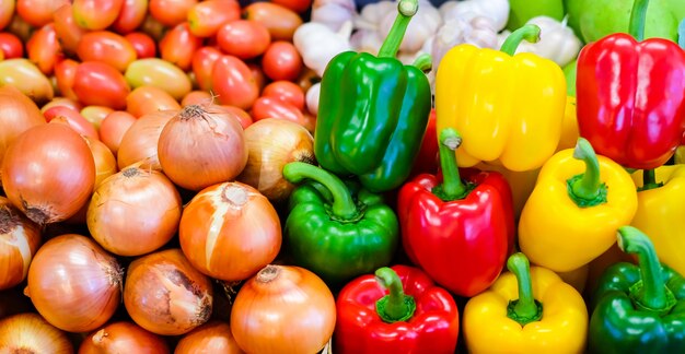 Légumes colorés en Thaïlande Marché frais