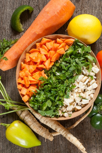 Photo légumes sur fond de bois