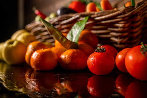 Légumes et fruits frais produits de la ferme produits biologiques photo de haute qualité