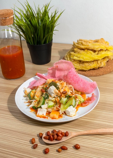 Légumes marinés Betawi