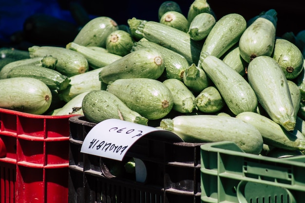 Photo légumes à vendre sur le marché