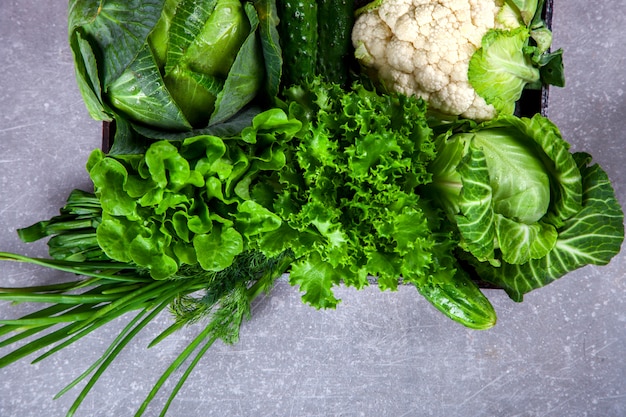 Légumes verts. Concept d&#39;alimentation saine ou saine