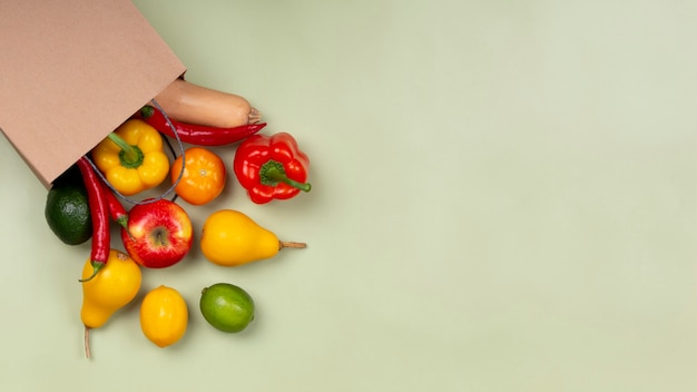 Légumes vue de dessus avec espace de copie