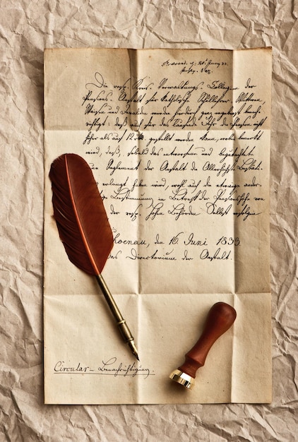 Lettre ancienne avec plume vintage