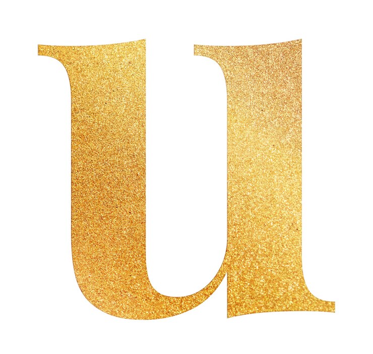 Photo lettre u png alphabet en feuille d'or fond transparent