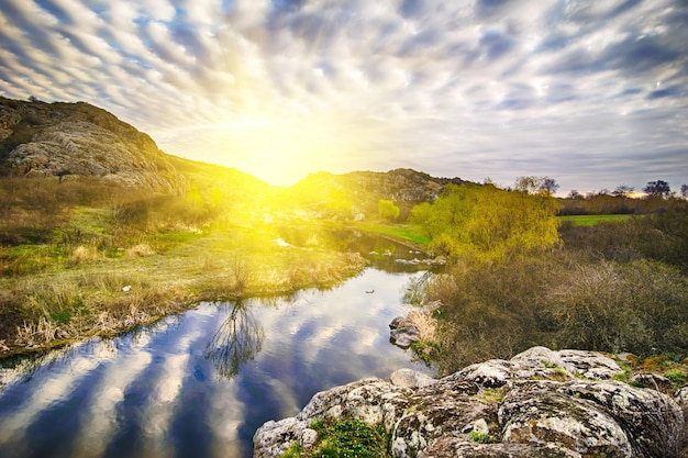 Lever du soleil au canyon