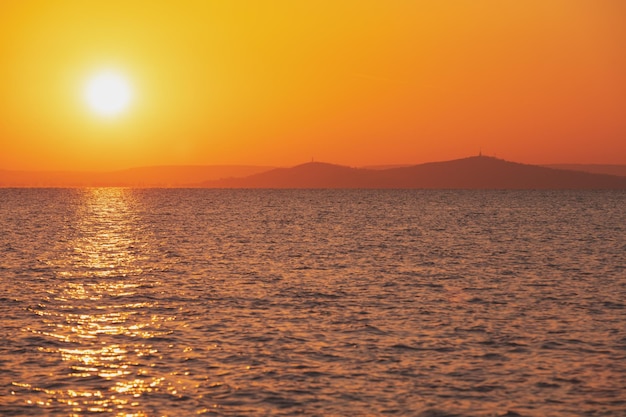 Lever du soleil sur le lac Balaton Hongrie Europe